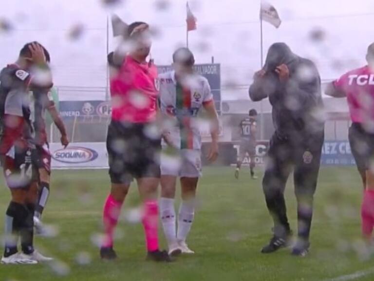 Granizos, lluvia y tormenta obligan a la suspensión del duelo entre Cobresal y Ñublense