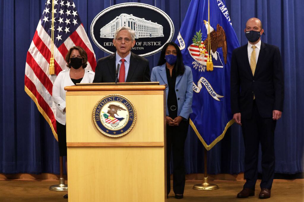 El fiscal general de EEUU Merrick Garland se refiere a las acciones contra Texas