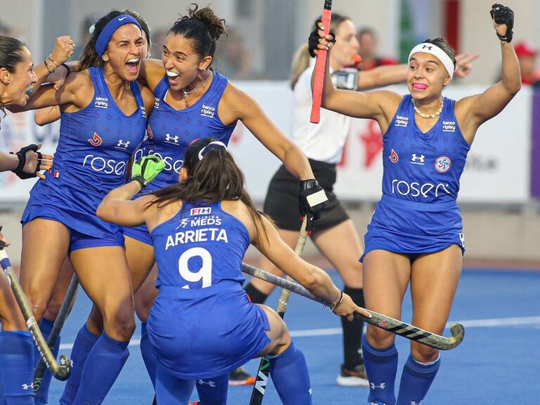 Las Diablas clasifican invictas a las semifinales de la Nations Cup