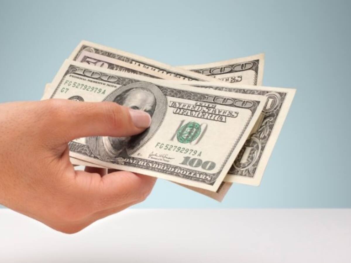 Dólar en Chile: divisa se mantiene al alza y bordea los $800