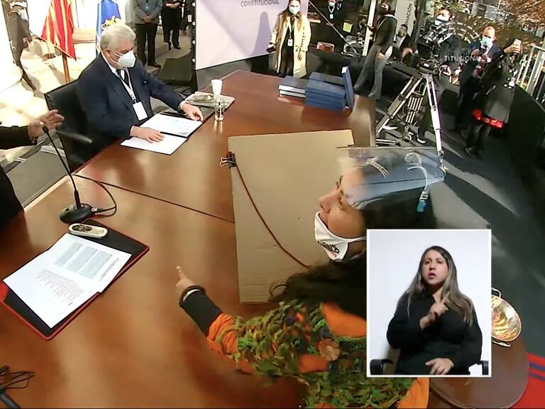 Templanza y buen manejo: tuiteros repasaron el rol de la secretaria del Tricel, Carmen Gloria Valladares