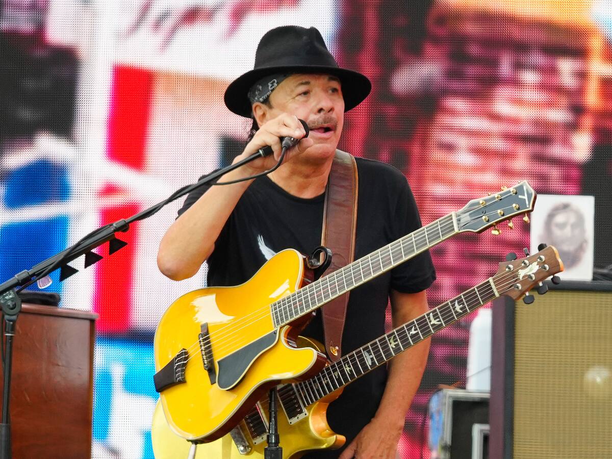 Carlos Santana es hospitalizado antes de concierto: esta es la razón que llevó al icono musical a urgencias