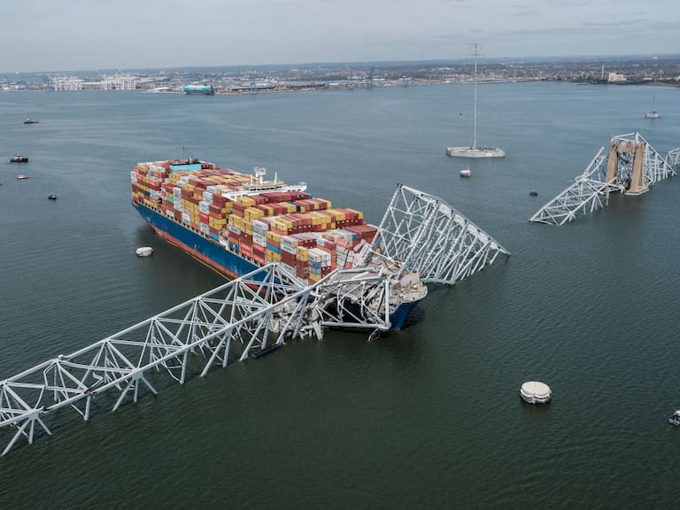 El barco de carga que provocó el derrumbe del puente Francis Scott Key Bridge en Baltimore, del estado de Maryland en Estados Unidos.