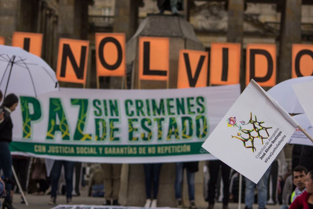 Las víctimas de los crímenes del estado piden justicia en Colombia