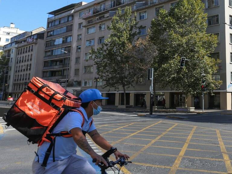 Banco Central informó que el Imacec de febrero cayó un 2,2% respecto al mismo mes de 2020