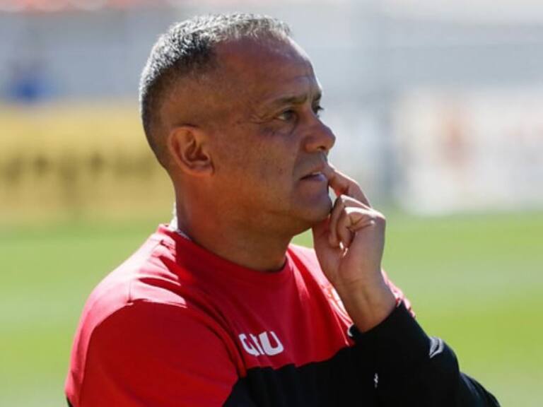 Erwin Durán renunció a la banca de Deportes Copiapó "por la incertidumbre" de la Liguilla de Promoción