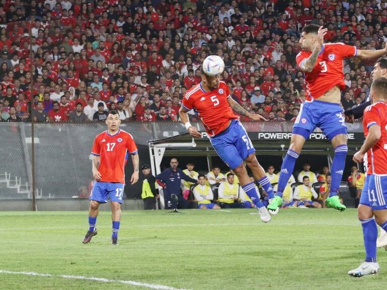 Paulo Díaz estará un mes fuera de las canchas y no podrá defender a Chile en el inicio de las clasificatorias al Mundial 2026