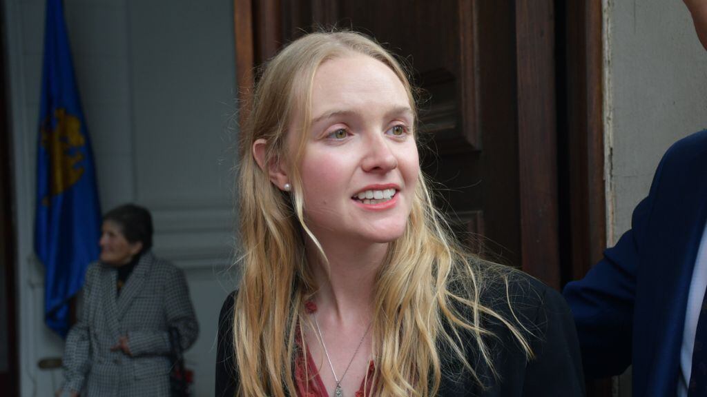 Beatriz Hevia, 1024x576 jpg ok
