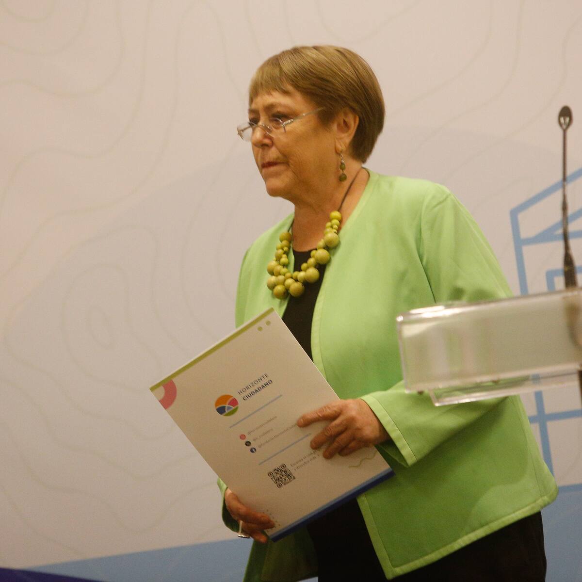 El mensaje de la ex presidenta Michelle Bachelet tras el asesinato de tres funcionarios de Carabineros