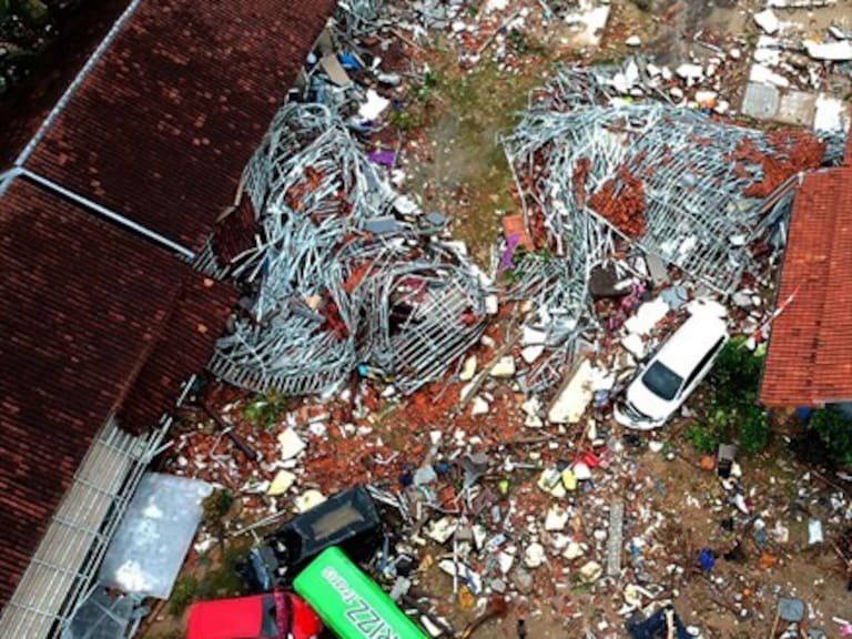 222 son las víctimas fatales por tsunami en Indonesia