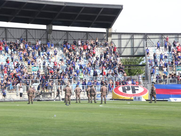 "Mi hijo se puso a llorar": hinchas de la "U" tras la derrota frente a Curicó