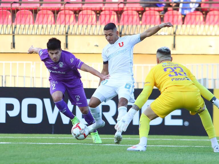 Jugando con uno menos y con Cristóbal Campos como figura: la U deja abierta la llave ante San Antonio en Copa Chile
