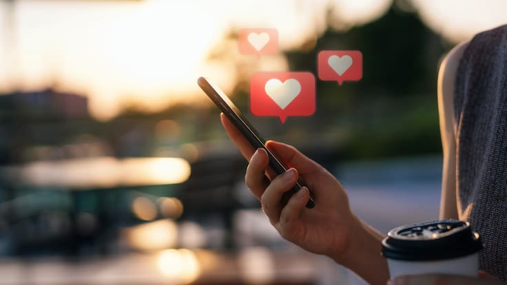 Subsidios para el amor: Japón paga a jóvenes por usar apps de citas para frenar la baja natalidad