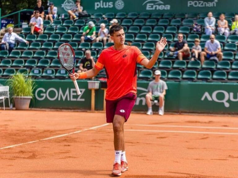 Tomás Barrios da otro paso al top 100 tras meterse en semifinales del Challenger de Bogotá