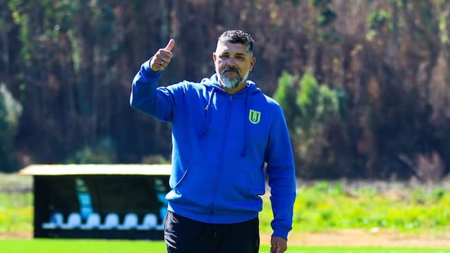 Instagram @futboludec
