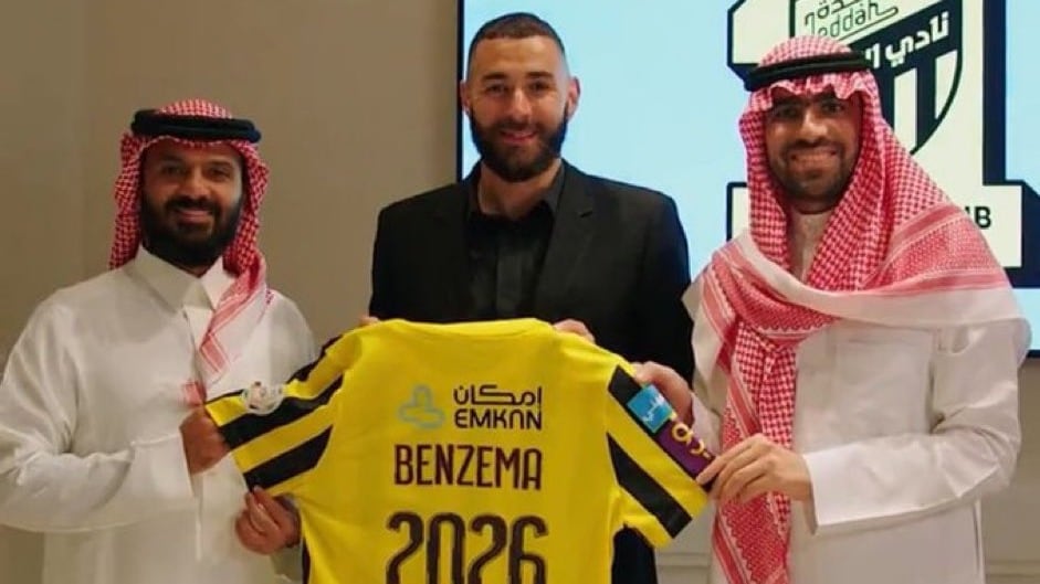 Benzema sigue los pasos de Cristiano Rolando y firma en poderoso club de Arabia Saudita