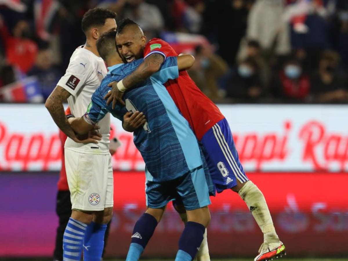 «Un orgullo para todos»: Claudio Bravo y Gary Medel celebran el título de Arturo Vidal en Libertadores