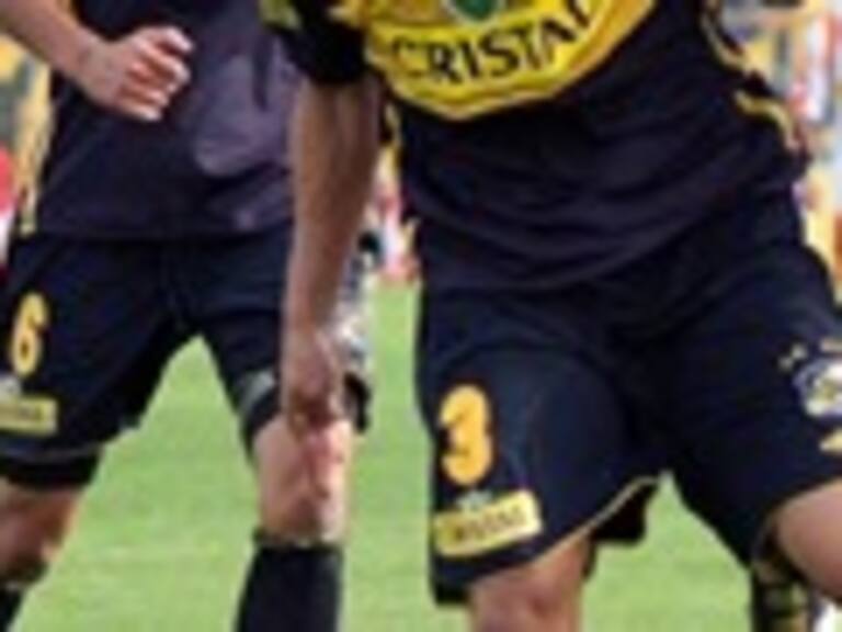 Everton salió de zona de descenso directo al derrotar a Cobresal