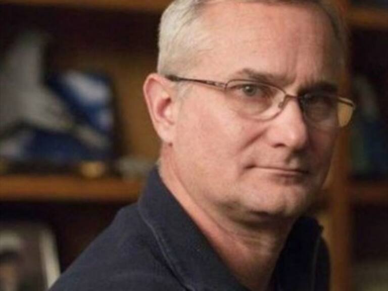 Expiloto de la Armada estadounidense rompe el silencio y cuenta cómo fue su encuentro con un OVNI