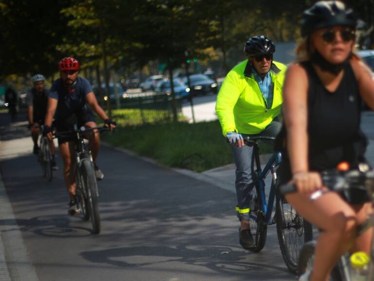 “Dona un metro de ciclovía»: Ciudad Emergente lanza campaña para aumentar rutas para ciclistas