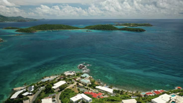 Revelan impactantes imágenes de la isla privada donde Jeffrey Epstein operó su red de abuso sexual