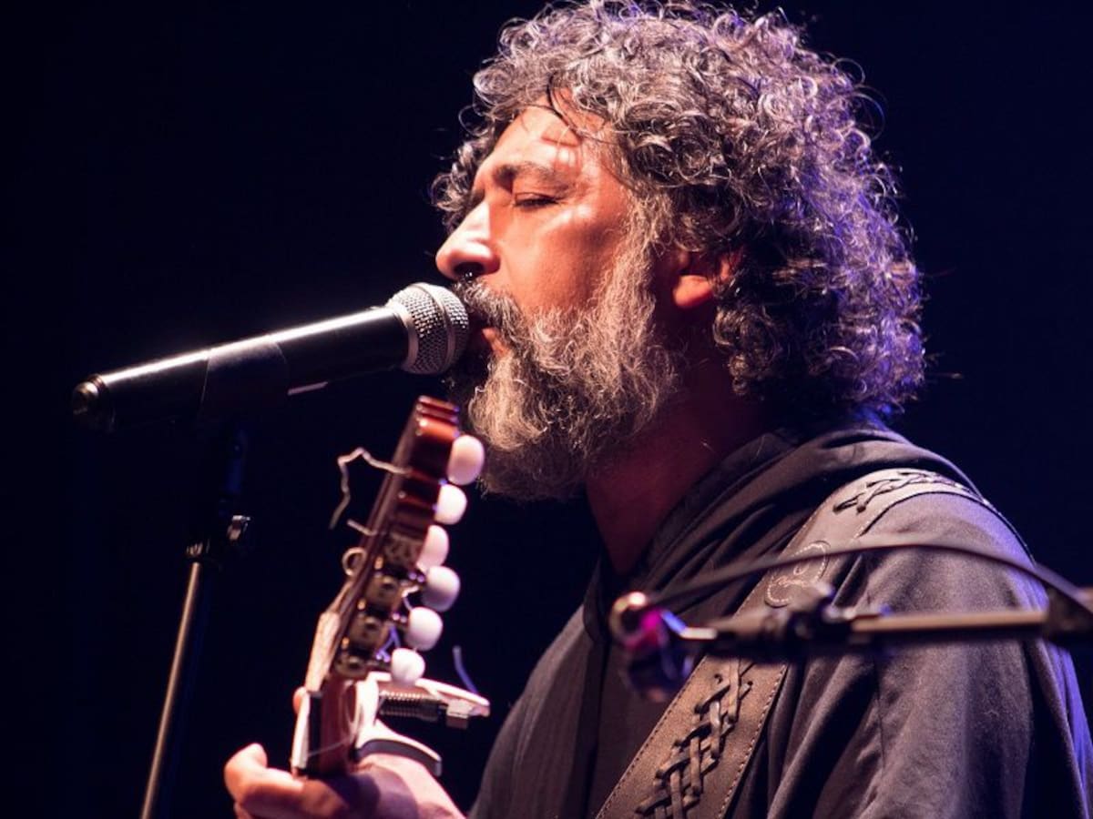 Manuel García lidera la programación musical de la Feria Internacional del Libro Democracia y Derechos Humanos en Recoleta