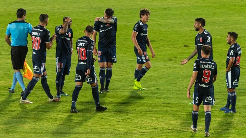 10 DE MARZO DE 2021/SANTIAGOUniversidad de Chile al terminar el primer tiempo, durante el partido de ida valido por la fase dos de la Copa Libertadores 2021, entre Universidad de Chile y San Lorenzo, disputado en el Estadio Nacional.
FOTO: SEBASTIAN ORIA/AGENCIAUNO
