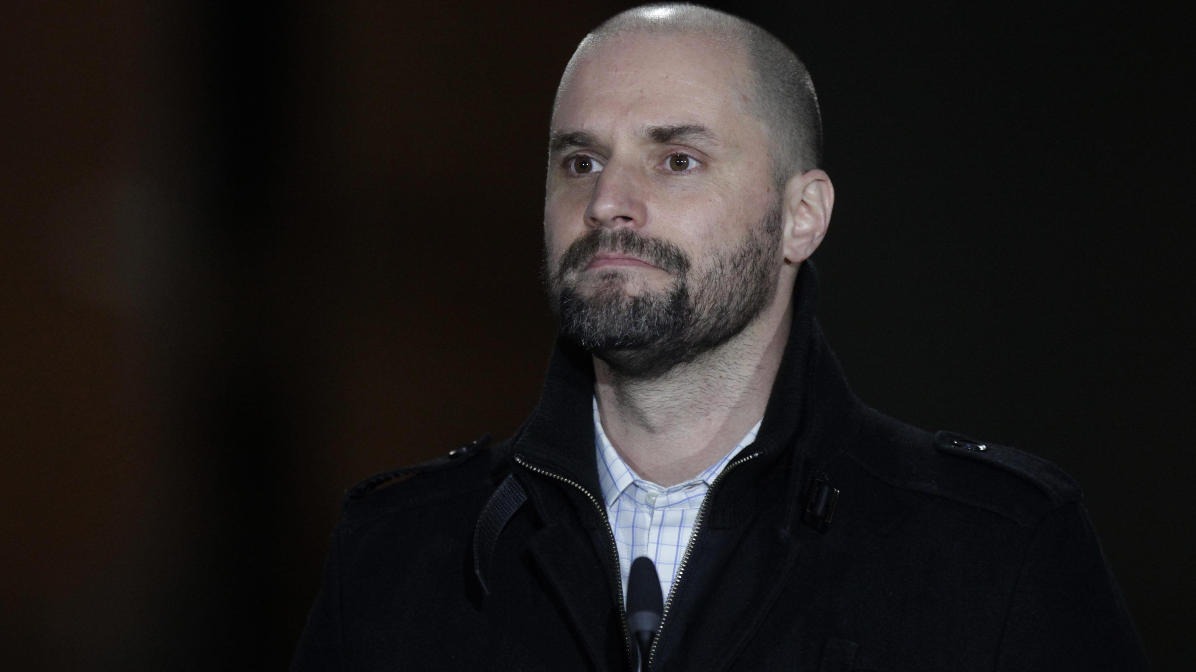 Ministro Bellolio se disculpó por error en pregunta sobre homosexualidad de organismo gubernamental