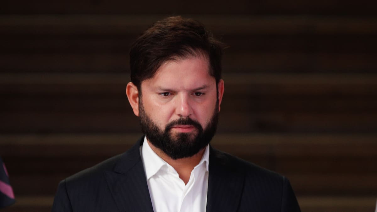 “Duele el alma de Chile”: Gabriel Boric lamenta muerte de carabinero baleado en Quilleco