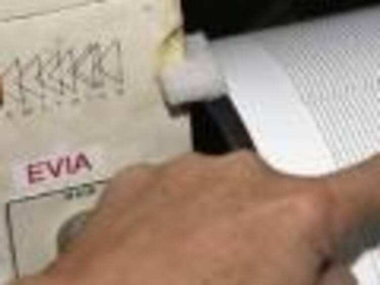 Diana Comte: El único organismo responsable de dar alertas de tsunami es el SHOA