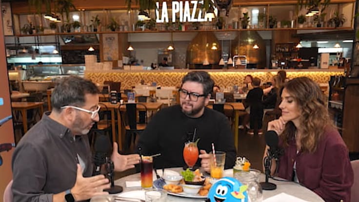 “Mira guatón cu…”: desclasifican feo encontrón de Eduardo Fuentes y María Luisa Godoy con hombre de la TV