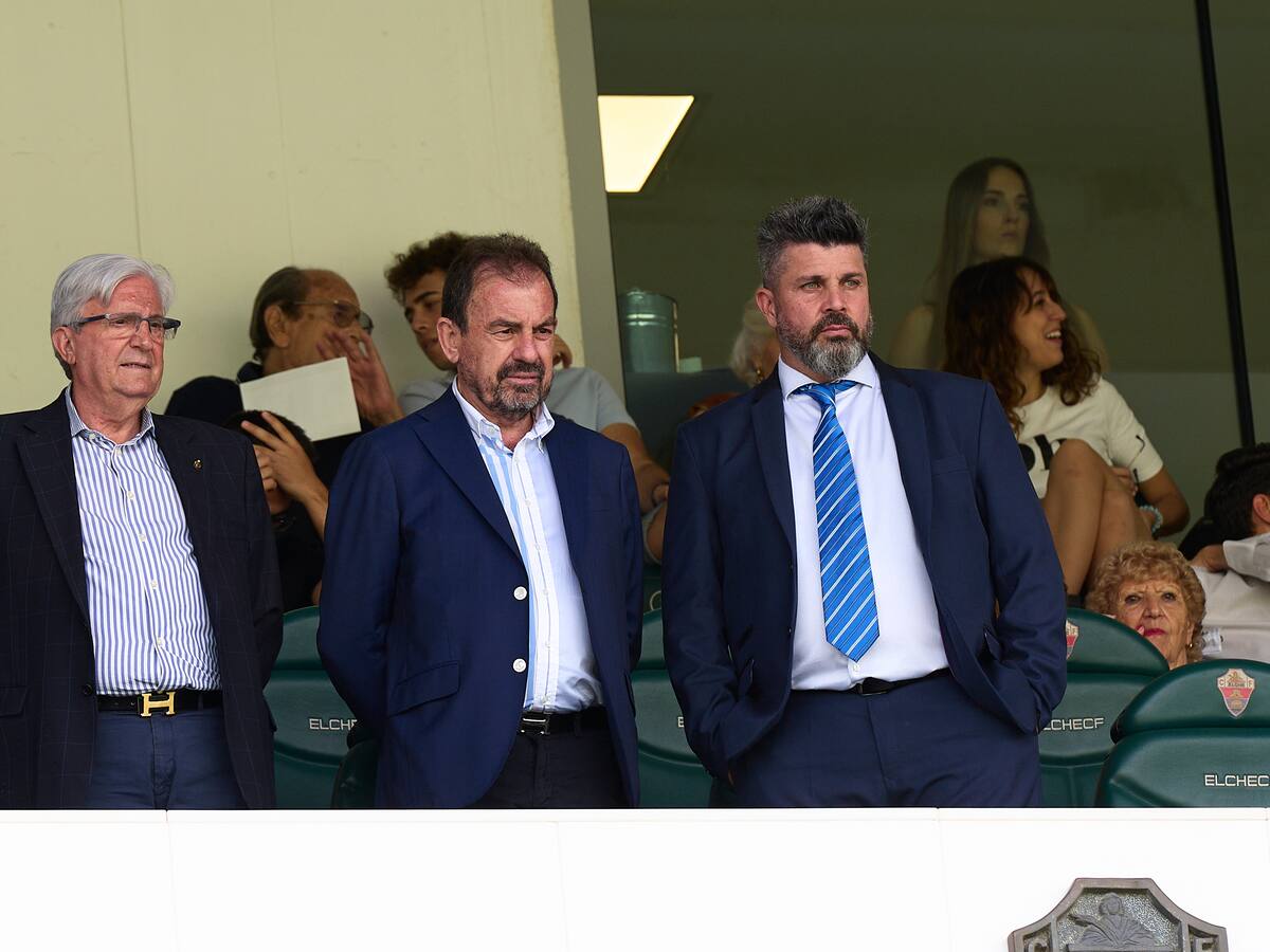 “Es irregular que un representante extranjero participe en la administración de un club, la FIFA lo prohíbe”
