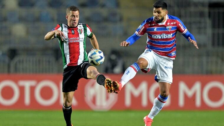 Agustín Farías afronta la eliminación de Palestino en Copa Sudamericana: "Es el mejor tiempo que hemos jugado en el torneo, pero perdimos igual"
