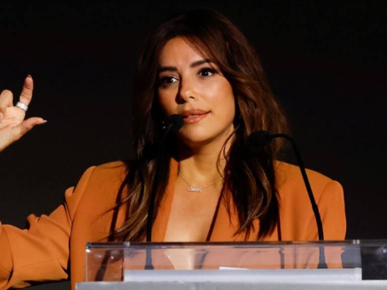 Eva Longoria entrega potente reflexión tras recibir el galardón de Honor en los Premios Platino 2025: “Me llena de una profunda humanidad y gratitud”
