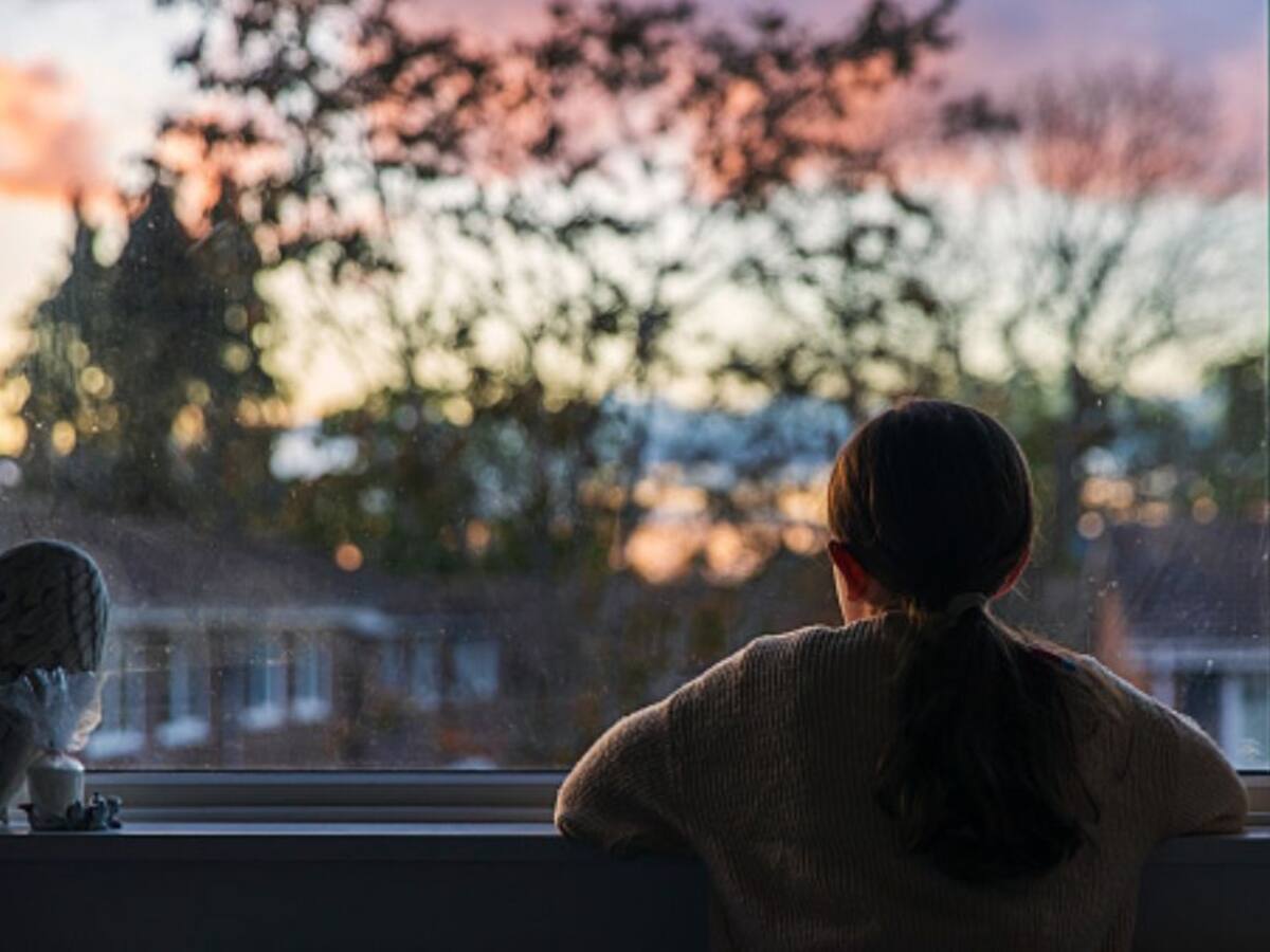Pía Santelices, autora del libro «¿Qué le pasa a gran árbol?»: «Es como un tabú imaginarse a un niño con depresión»