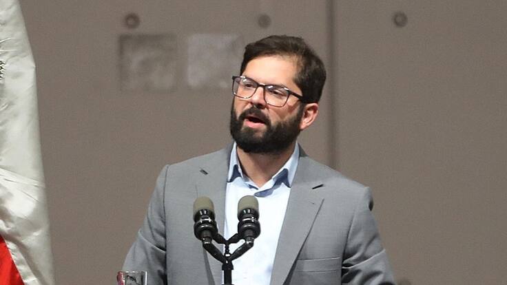 “En Chile las instituciones funcionan”: Presidente Boric valora “Operación Tributos”, en la que 55 empresarios fueron detenidos