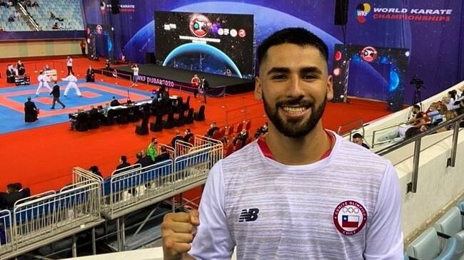Fabián Huaiquimán logró histórica clasificación a la final del Mundial de Karate