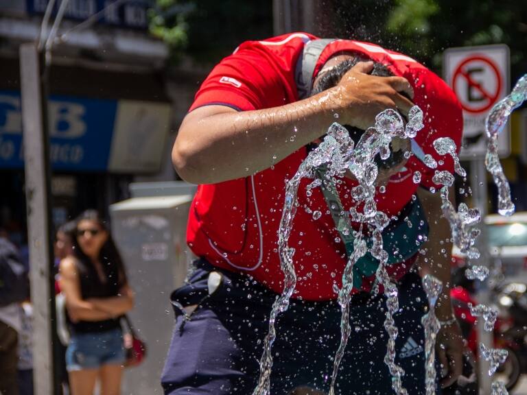 Se esperan hasta 42°: declaran Alerta Temprana Preventiva por ola de calor en zona centro-sur del país