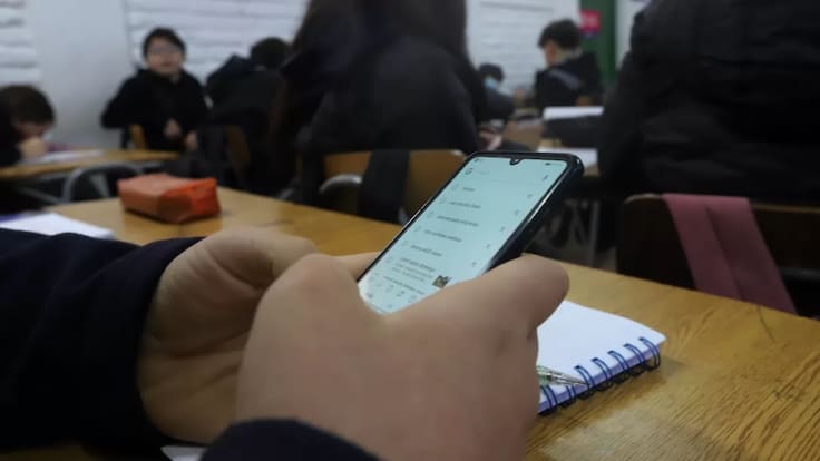 Prohibir celulares en clases: ¿la clave para un aprendizaje más efectivo?