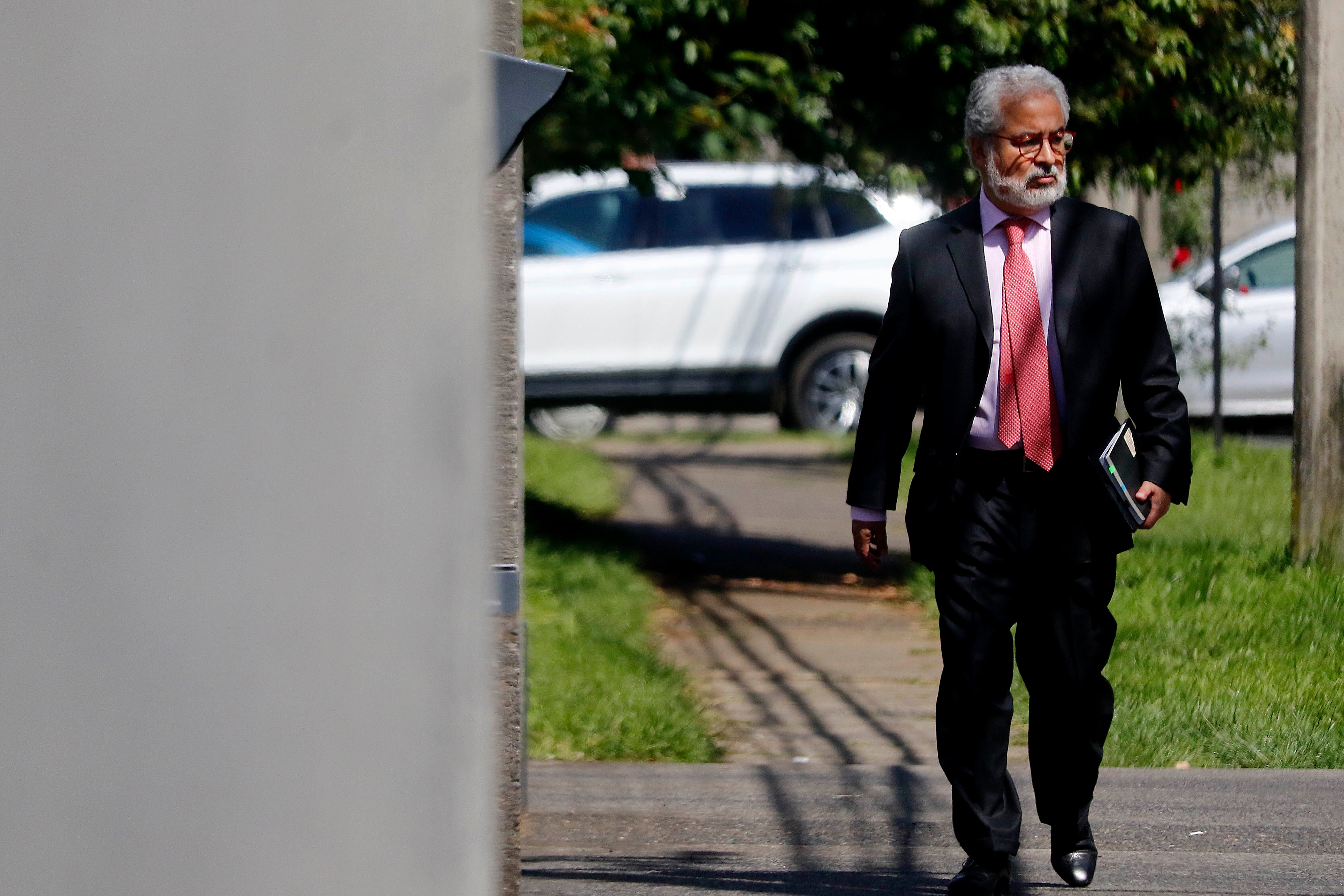 Nuevas conversaciones revelan supuesta influencia de Hermosilla en nombramiento de ministros del Poder Judicial