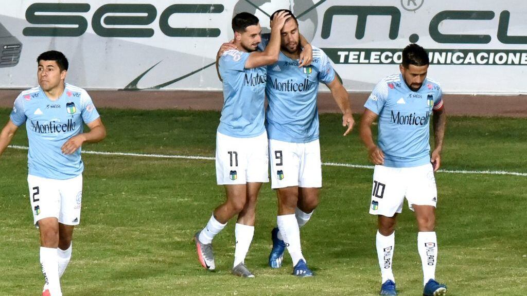 20 DE DICIEMBRE DE 2020/COQUIMBOJugadores de O'Higgins en festejo de un gol, durante el partido por el Campeonato Nacional AFP PlanVital 2020, entre Coquimbo Unido y O'Higgins, disputado en el Estadio Francisco Sanchez Rumoroso.
FOTO: ALEJANDRO PIZARRO UBILLA/AGENCIAUNO