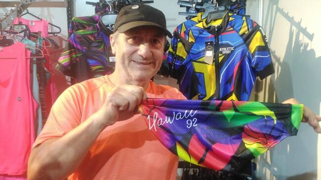 Cristian Bustos pone en venta icónica prenda con la que hizo historia en el Ironman de Hawaii