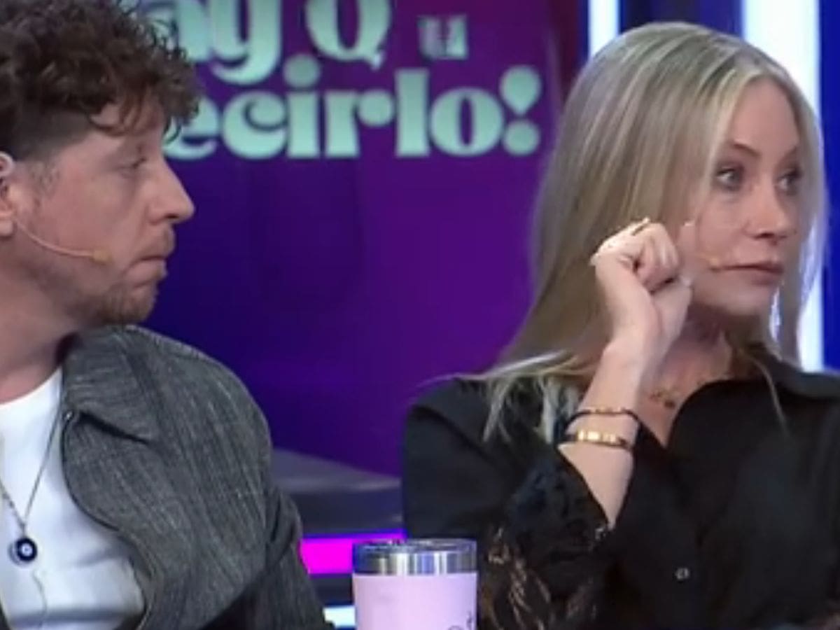 Reconocido rostro de televisión se quiebra en vivo tras recordar la muerte de su hermano: “La vida es frágil”