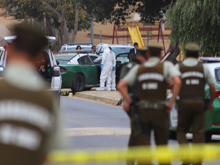 Adolescente queda con lesiones graves tras ser apuñalado afuera de su colegio en Maipú