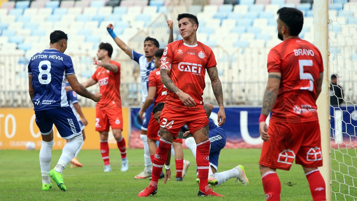 “Nos estamos equivocando mucho en la gestión deportiva del club, a esta altura ya nos da vergüenza”