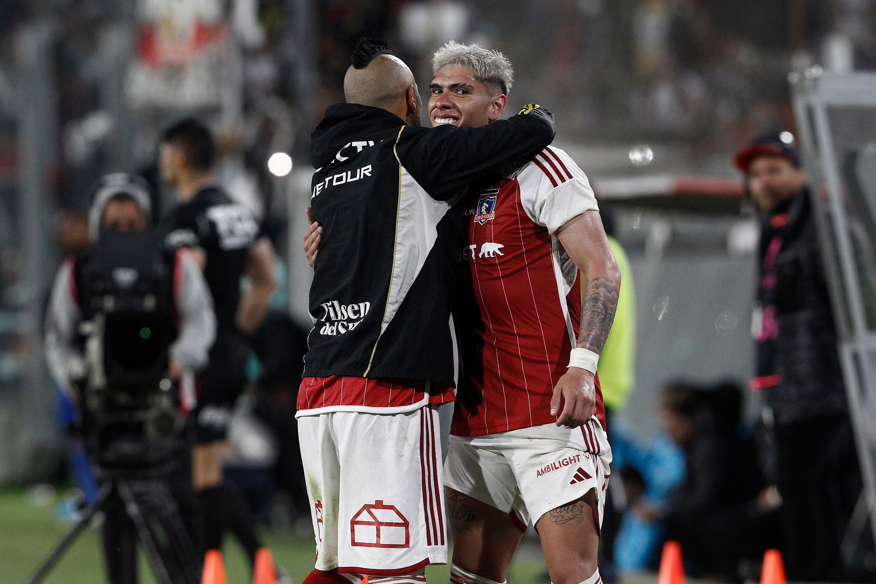 Arturo Vidal sale en defensa de Carlos Palacios por su situación en La Roja | Agencia Uno
