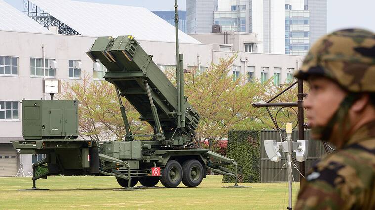 Sistema de defensa aérea de Japón desplegado en Tokio junto a un ministerio