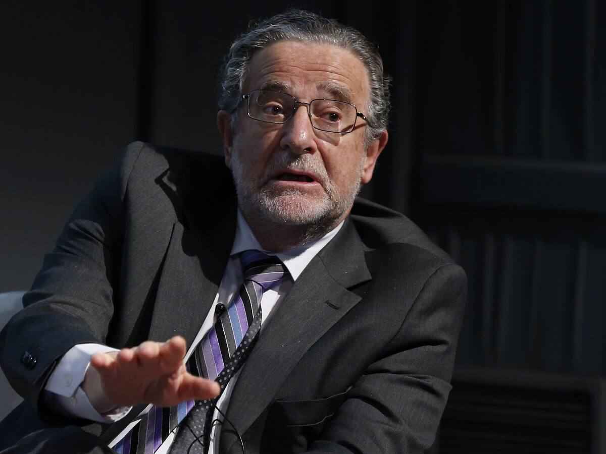 Expresidente Banco Central y gasto del Gobierno para enfrentar la crisis: «No es ser prudente, es ser avaro»