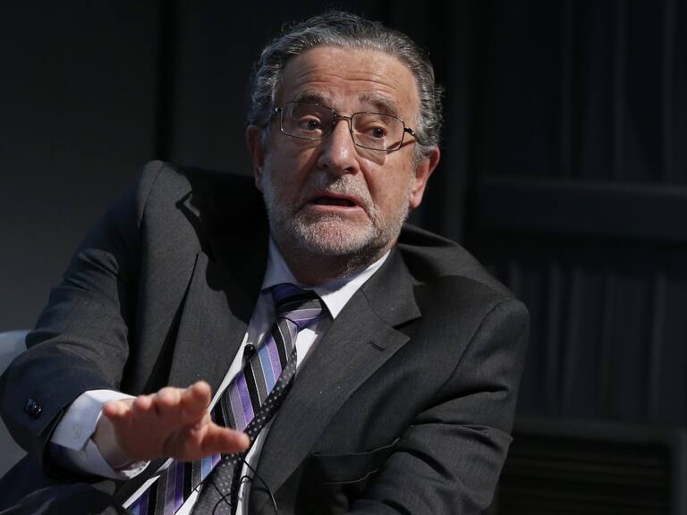 Santiago 07 de Octubre 2015SOFOFA y la UDD organizan seminario: “Realismo económico: qué marca el termómetro” Participan de un panel de conversación 3 ex presidentes del Banco Central; Vittorio Corbo, Carlos Massad y Roberto Zahler.
Martin Thomas/AgenciaUno