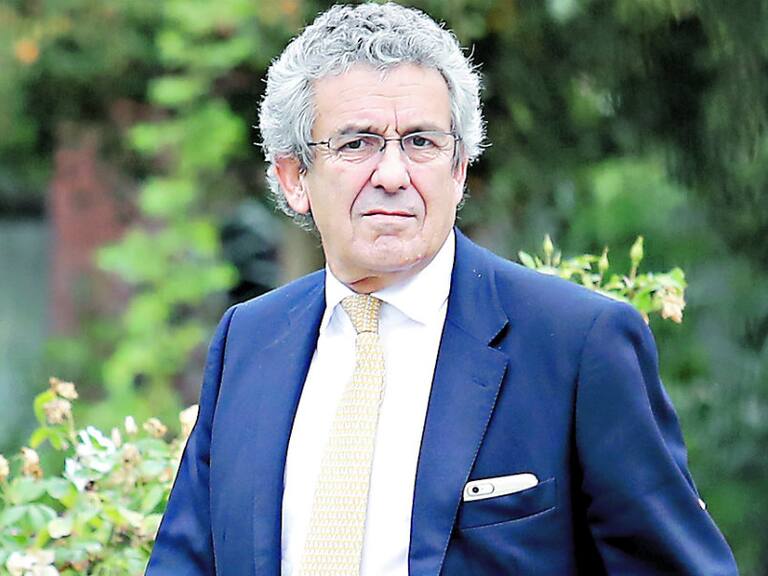 Leonidas Vial se abre a la opción de vender sus acciones a todos los hinchas de Colo Colo